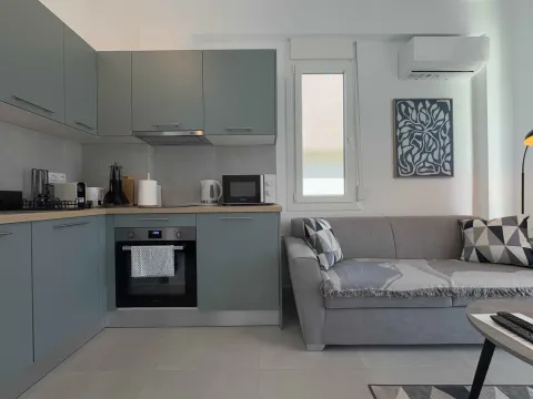 Charisma Apartment, Skala Rachoniou