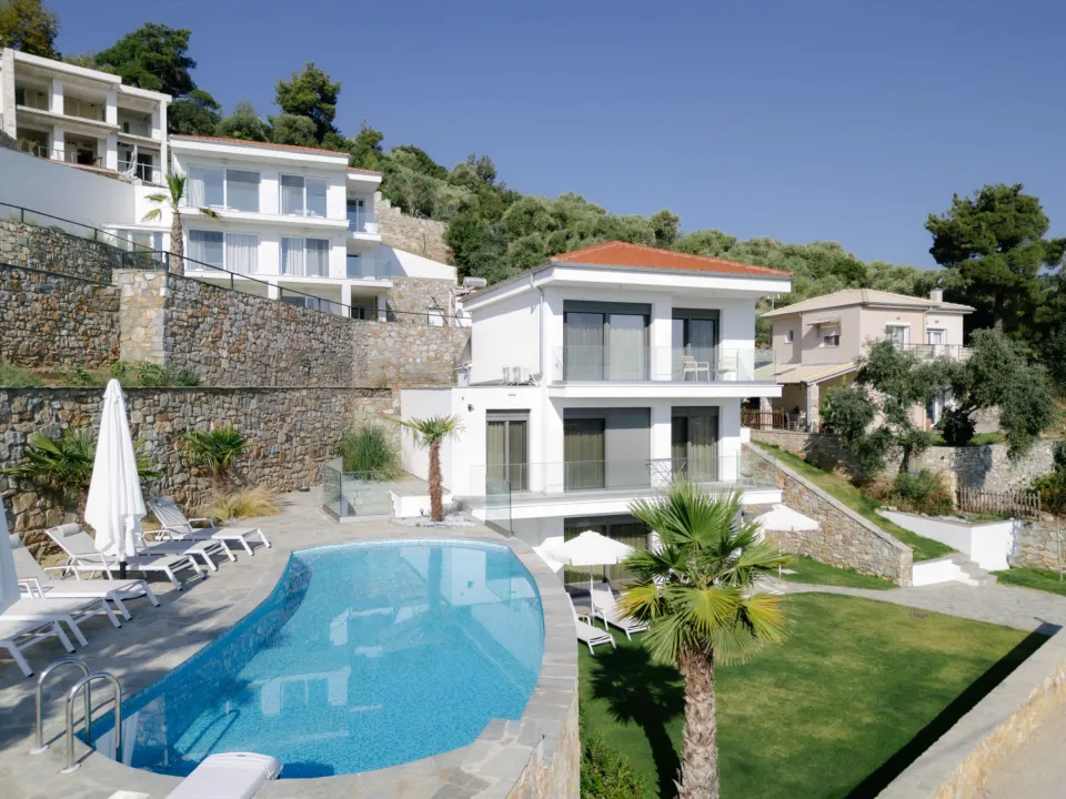 luxury villa in Thassos Town