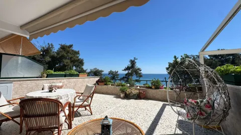 Naftilos Seafront Apartment, Limenas / Thassos Town